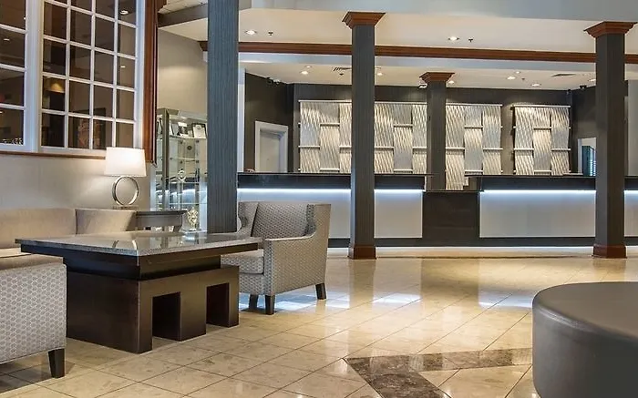 Hotel Doubletree By Hilton Chicago/alsip 3*