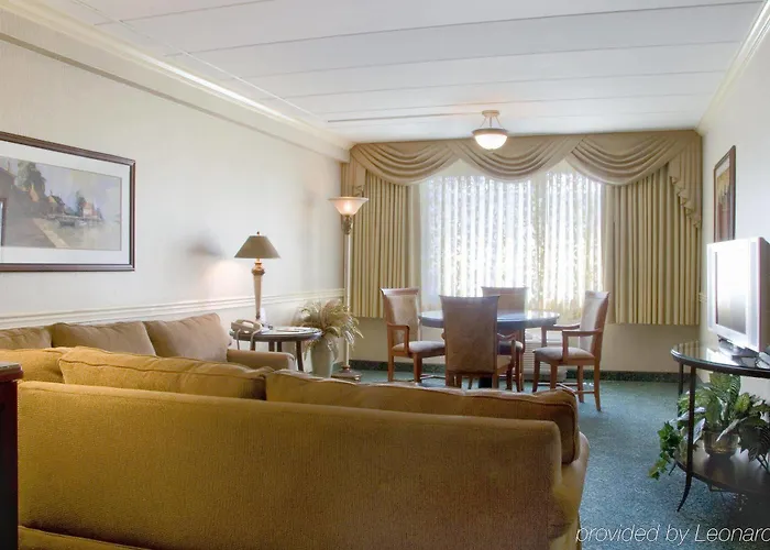 Doubletree By Hilton Chicago/alsip Alsip
