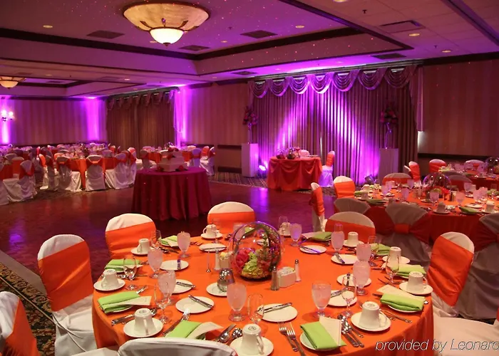 Doubletree By Hilton Chicago/alsip Alsip
